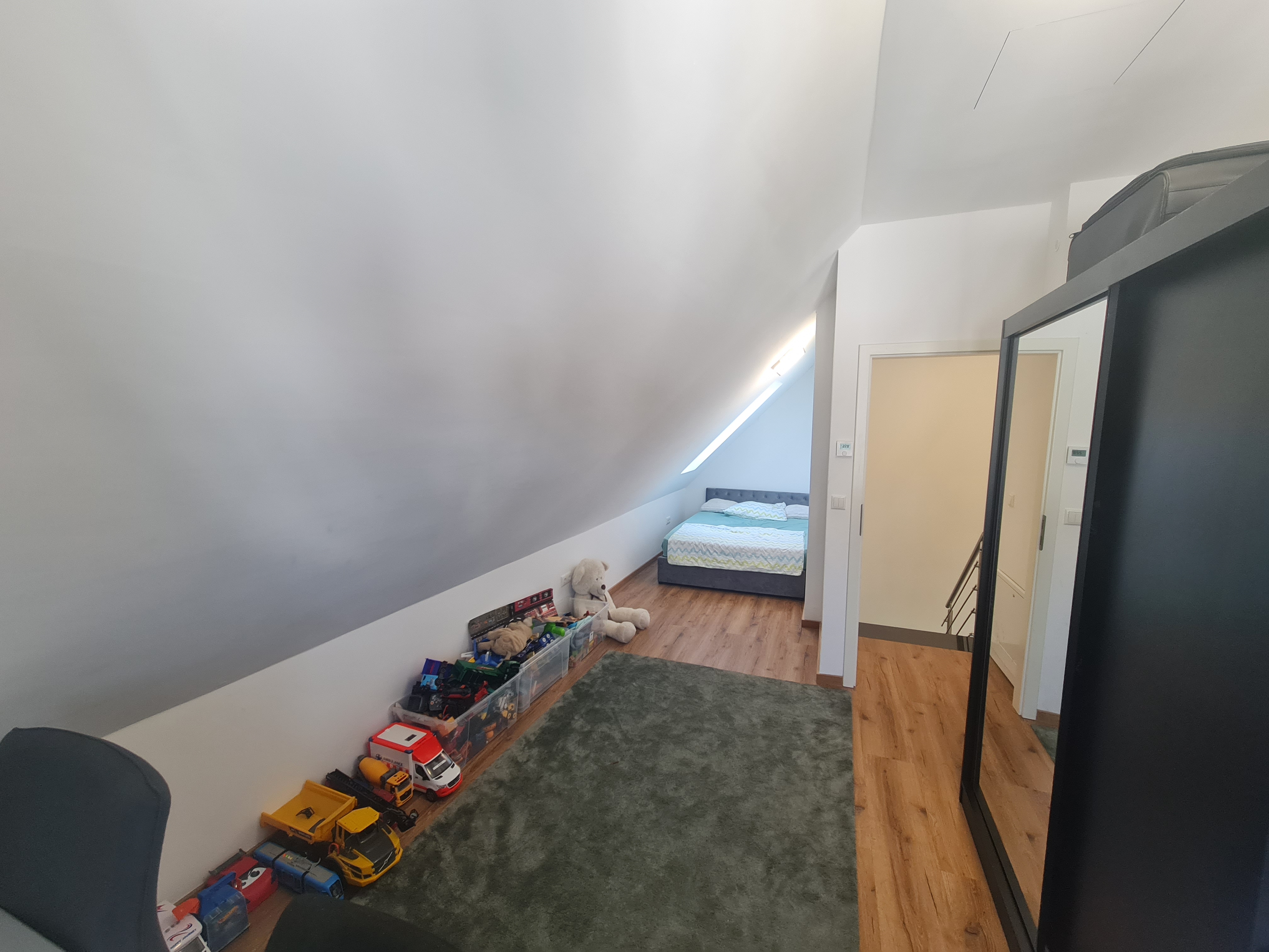 2. Obergeschoss Zimmer rechts